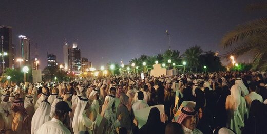 خروش و تجمع اعتراضی شهروندان کویتی! کویتی ها هم غم نان دارند +عکس