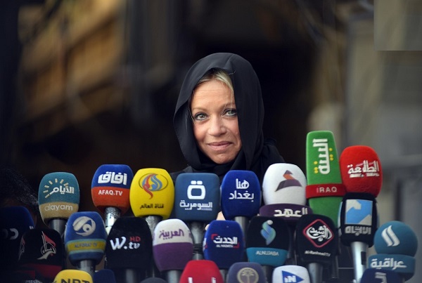 حجاب نماینده زن سازمان ملل مقابل آیت الله سیستانی + عکس