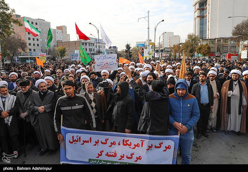 به آتش کشیدن پرچم آمریکا در اردبیل + عکس
