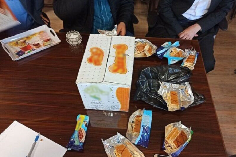 کیک‌های آلوده به مدارس کهگیلویه و بویراحمد رسید