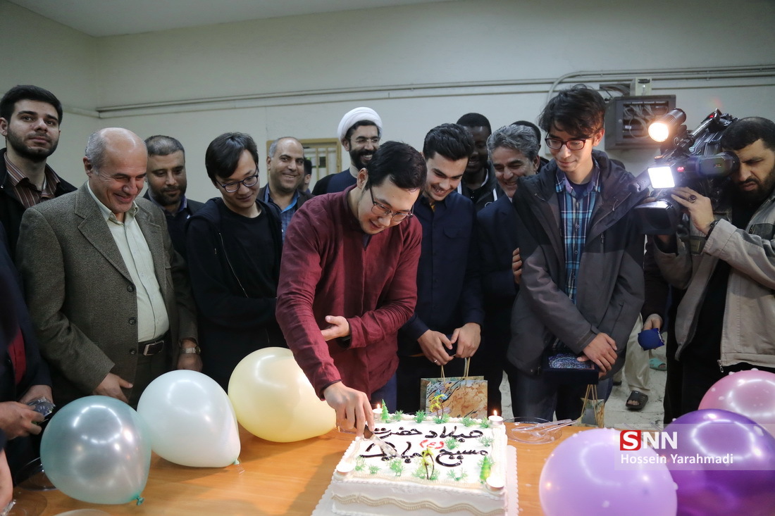 جشن کریسمس دانشجویان مسیحی کوی دانشگاه تهران + عکس