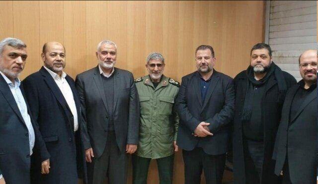 دیدار اسماعیل هنیه با فرمانده جدیده سپاه قدس + عکس