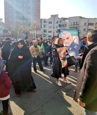 بازتاب گسترده حجاب ز‌نی  در مراسم تشییع حاج قاسم سلیمانی! + عکس