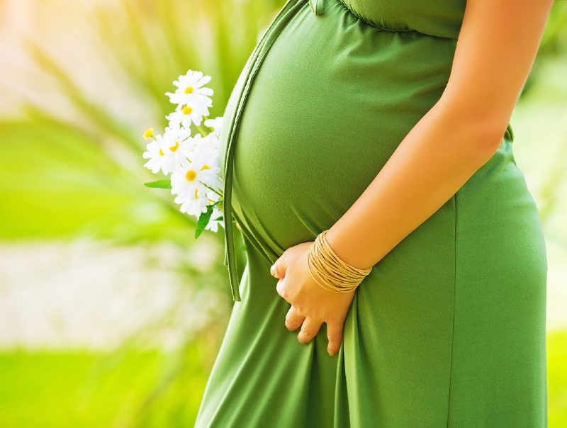9 رفتار مادر باردار که بر جنین اثرگذار است