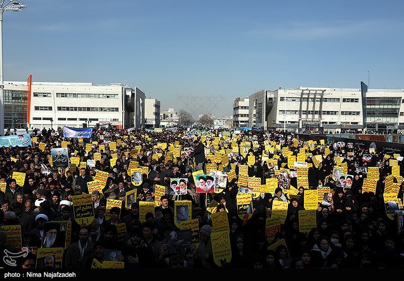 راهپیمایی مردم مشهد در حمایت از سرداران مقاومت + عکس
