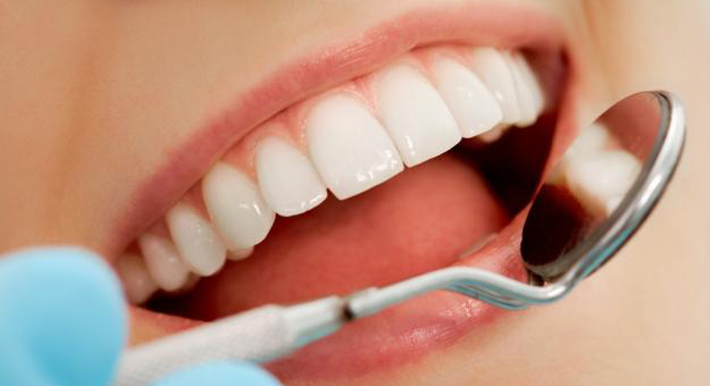  چه زمانی دندان‌ها به درمان کانال ریشه نیاز دارند؟