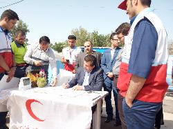 بازدید نماینده مردم اهواز در مجلس شورای اسلامی از پست های نوروزی هلال احمر