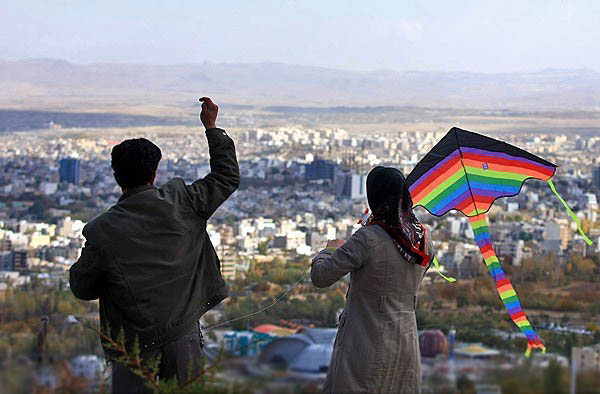 افراد مجرد و متاهل اوقات فراغت خود را چگونه می گذرانند؟ + اینفوگرافیک