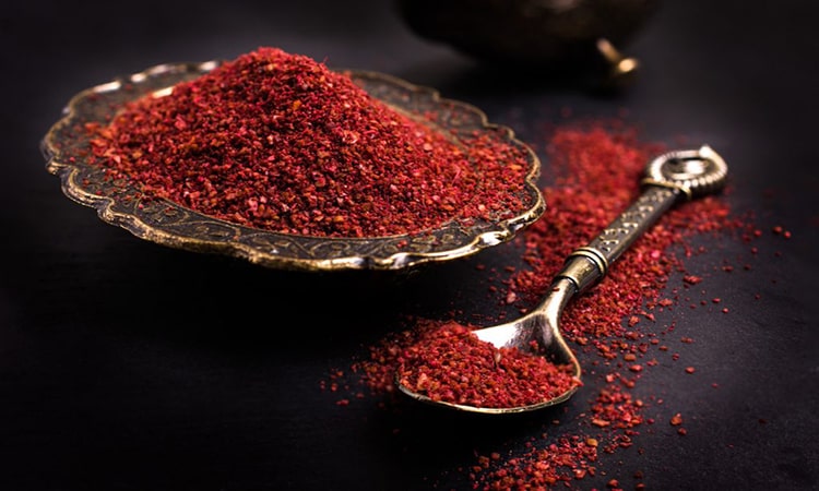 خواص بی نظیر یک ادویه خوش طعم از کاهش چربی خون تا تقویت لثه 