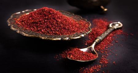 خواص بی نظیر یک ادویه خوش طعم از کاهش چربی خون تا تقویت لثه 