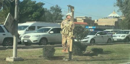 نصب آدمک اعدام‌ شده نظامی آمریکایی در بغداد + عکس