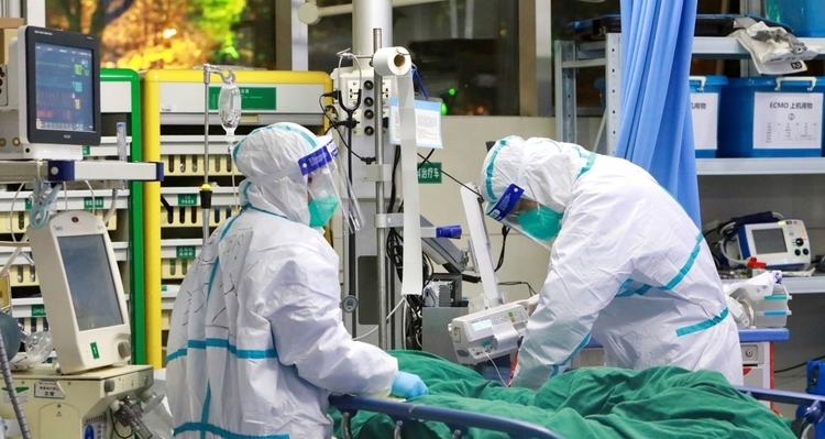 وزارت بهداشت درباره انتقال 5 بیمار مشکوک به کرونا از قم به تهران توضیح داد 