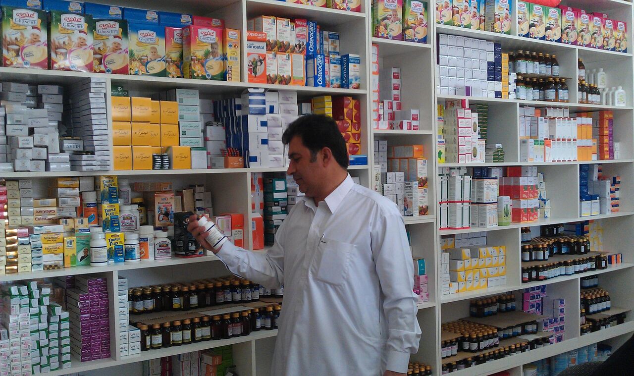  مردم گران‌فروشی در داروخانه‌های کشور را گزارش دهند 