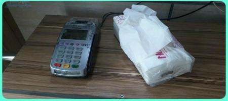 توصیه‌های بهداشتی یک نانوایی به مشتریانش در لنگرود + عکس