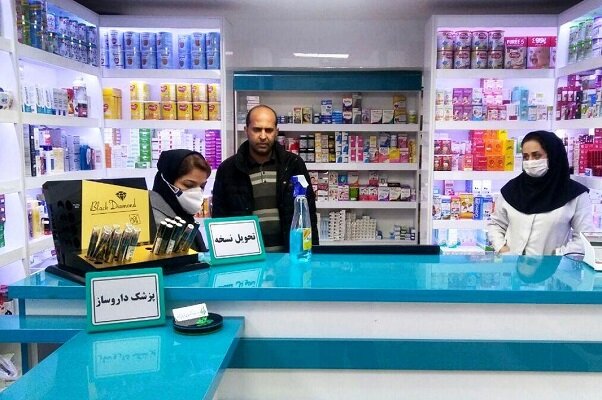  زمان عرضه ماسک و محلول در داروخانه‌های تهران