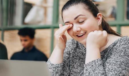  چگونه در شرایط شیوع کووید ۱۹، عادت لمس صورت را ترک کنیم؟ 