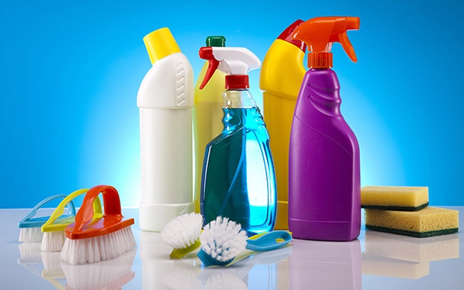 خطرات مواد شوینده را جدی بگیرید 