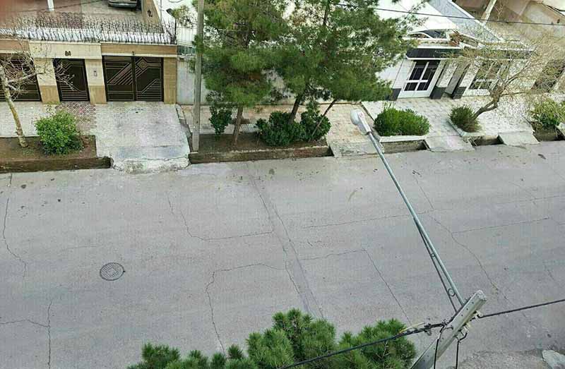 ترک خوردن خیابان های مشهد پس از زلزله شدید + عکس