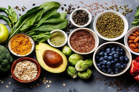  توصیه‌های تغذیه‌ای برای پیشگیری از بیماری‌های تنفسی و کرونا