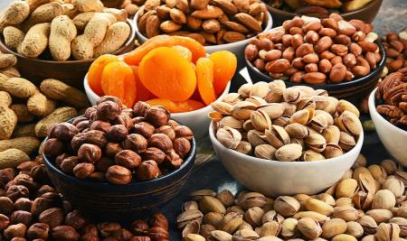 چگونه آجیل و خشکبار فله را در برابر کرونا ضدعفونی کنیم؟