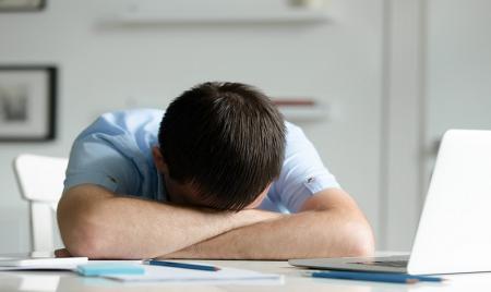  خواب آلودگی زیاد نشانه چیست؟