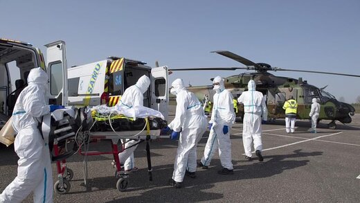 انتقال هوایی بیماران کرونا در آلمان + عکس