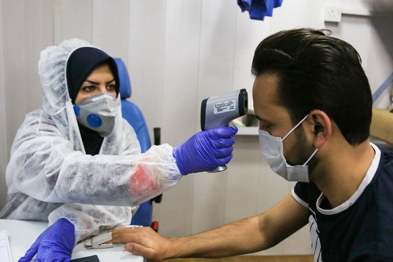 در چه شرایطی تبِ بالای 38درجه را می‌توان علامت کرونا دانست؟ 