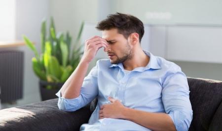 چرا هنگام گرسنگی شدید، حالت تهوع میگیریم؟ 