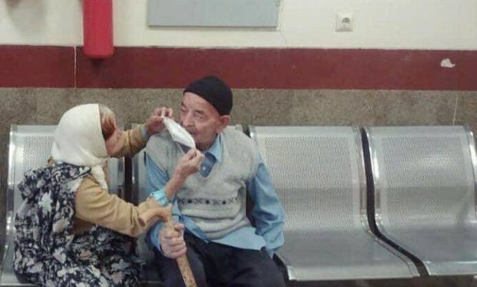 زیباترین تصویر عاشقانه کرونایی کشور