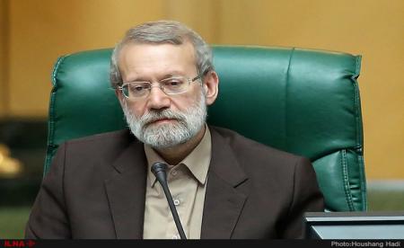 پزشک معالج لاریجانی اجازه حضور وی در جلسات مجلس را نداده است +عکس