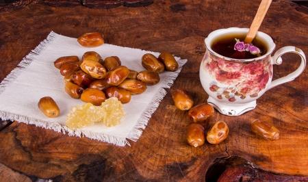 در روزهای ماه رمضان چگونه خرماها را ضدعفونی کنیم؟
