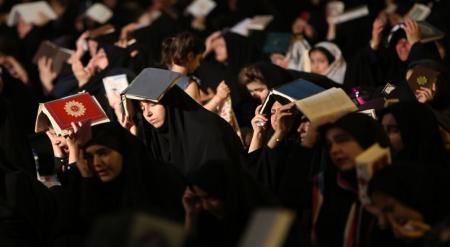 بهتراست این افراد در تجمعات و مراسم شب‌های قدر شرکت نکنند