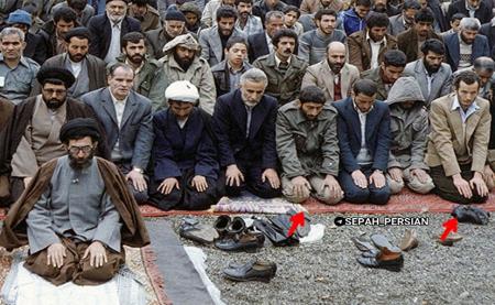 تصویر کمتر دیده شده از رهبر انقلاب در کنار پسر مالک باشگاه یوونتوس + عکس