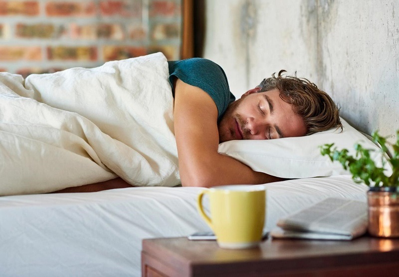 5 تکنیک ریلکسیشن برای خواب راحت