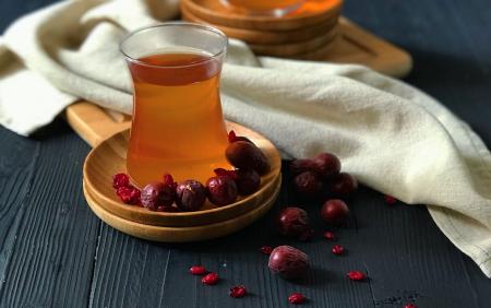  دم‌نوش عناب و زرشک؛ معجون سلامتی