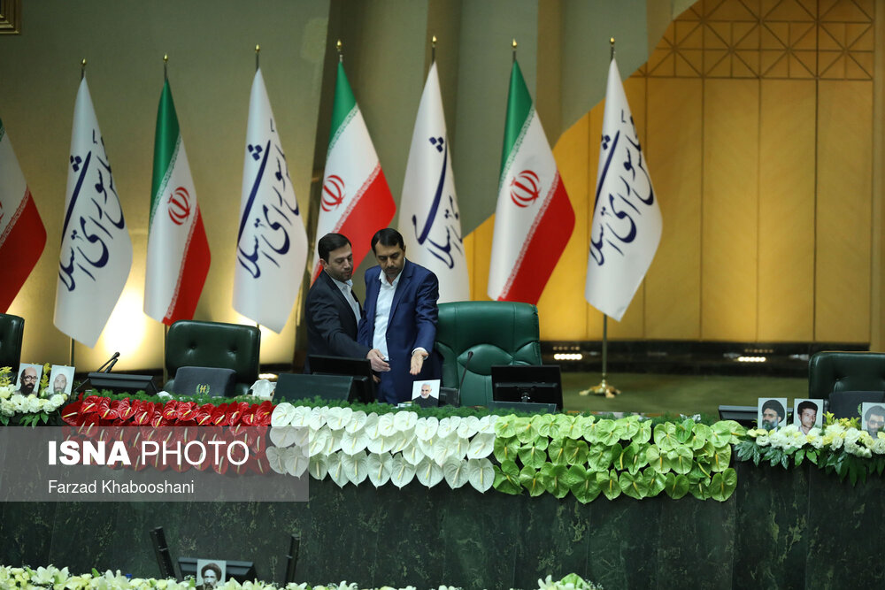 تصاویر نمایندگان شهید مجلس در جایگاه هیئت رئیسه + عکس