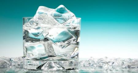 چرا نباید آب «فریز شده» بخوریم؟
