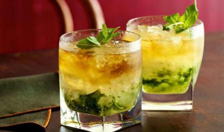 طرز تهیه شربت نعنا؛ خنک شوید