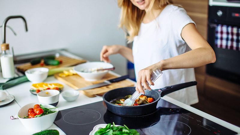  این اشتباهات رایج، غذا را خراب می کند