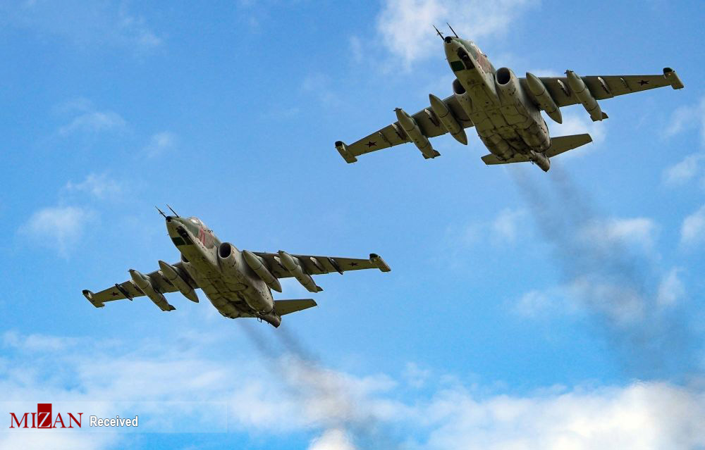 پرواز جنگنده‌های روسی + عکس