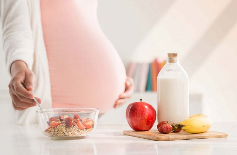 4 غذا که در دوران بارداری نباید بخورید