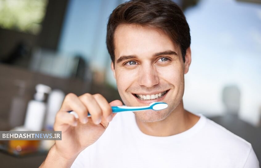 نشانه های مسواک زدن اشتباه