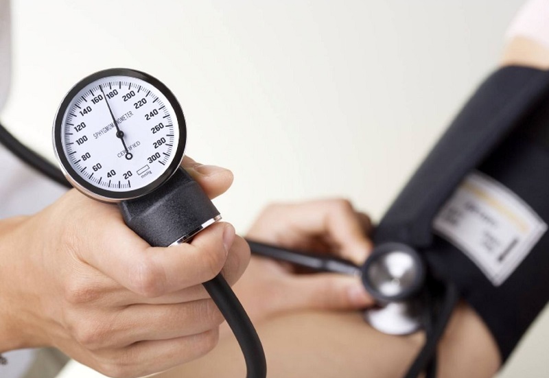 آیا نوسانات فشار خون نگران‌کننده است؟ 
