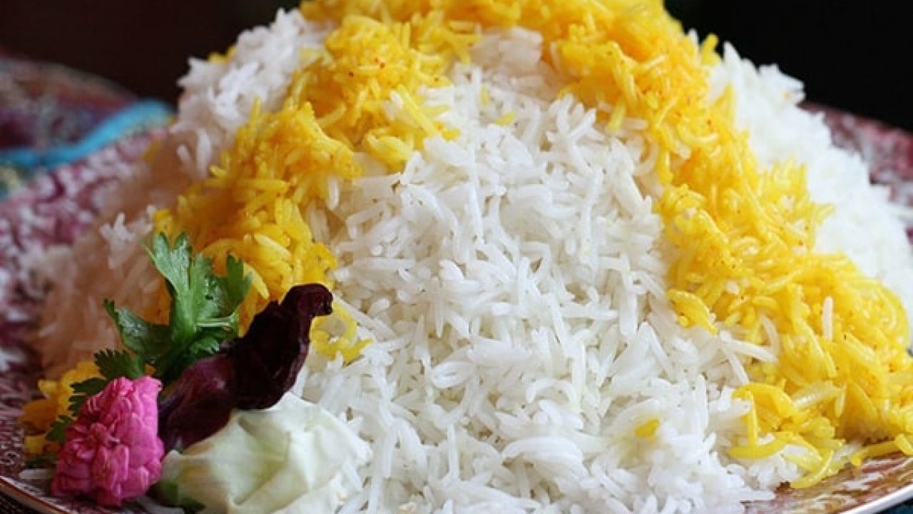 چگونه بوی سوختگی برنج را از بین ببریم؟