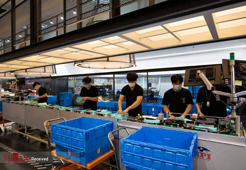 کارخانه تولید کارت‌های اعتباری در کره جنوبی + عکس