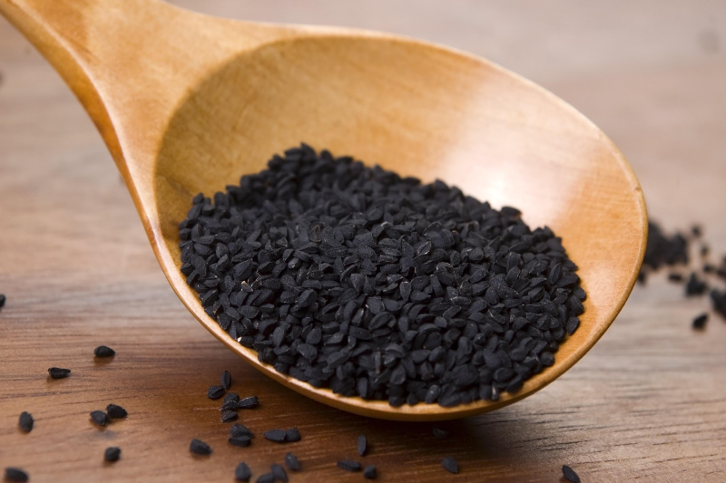 اثرات شربت سیاه دانه عسل بر دستگاه گوارش