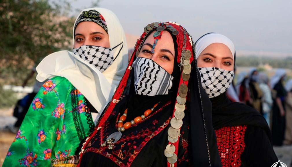 ماسک متفا‌وت ز‌نان فلسطینی + عکس