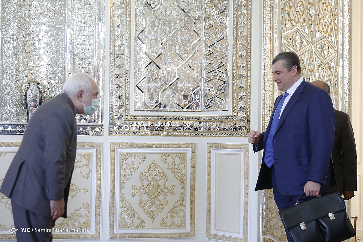دیدار کرونایی رئیس کمیته روابط خارجی دومای روسیه با ظریف! + عکس