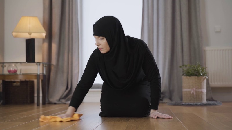 فشار روانی کارخانگی بر زنان چگونه است؟