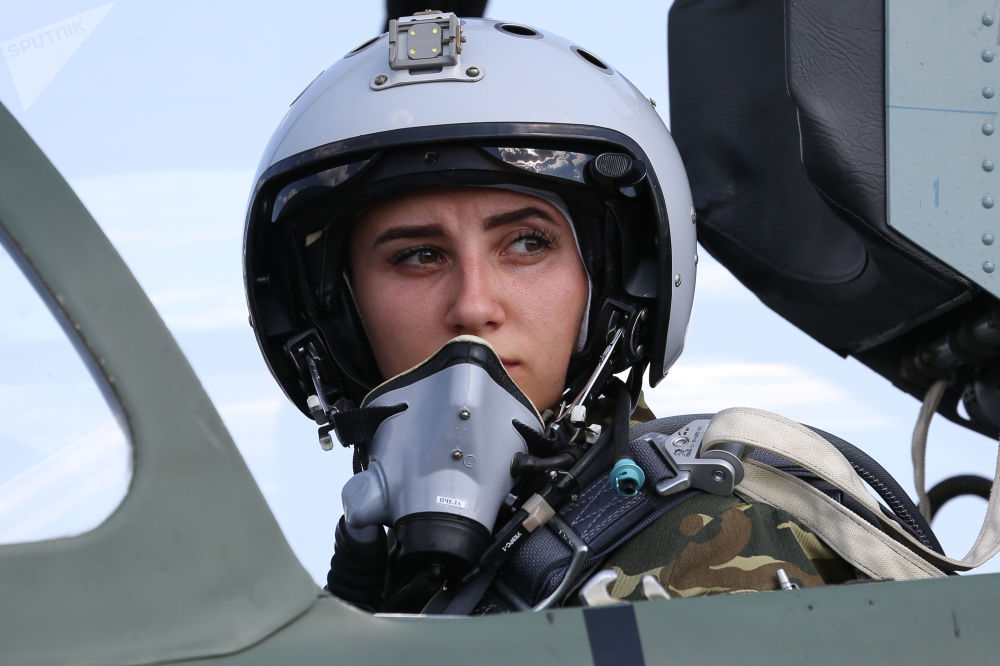 تصاویری از خلبانان ز‌ن نیروی هوایی روسیه + عکس